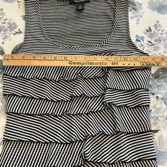 White House Black Market top - Picture 8 of 9